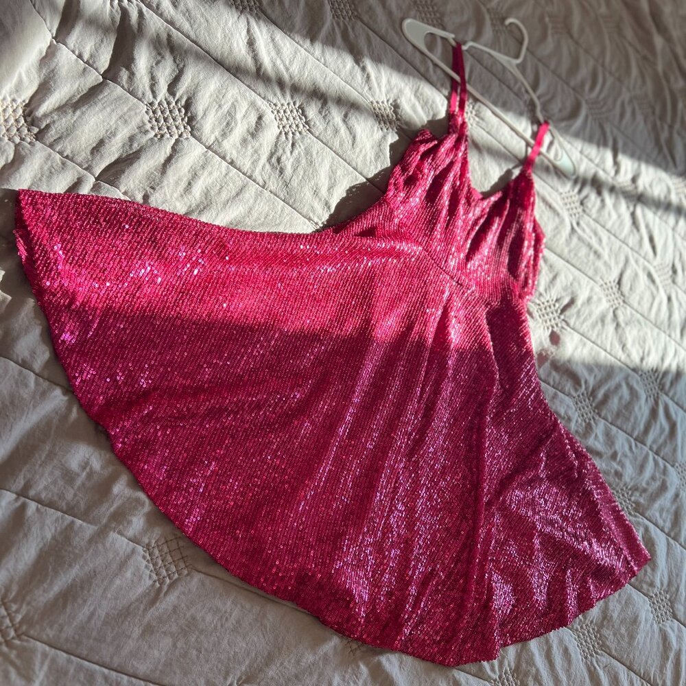 BLACKMILK SPARKLE SPARKLE FUCHSIA SEQUIN LONGLINE STRAPPY DRESS - S